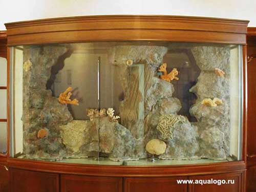 Декорации из камней в аквариум
